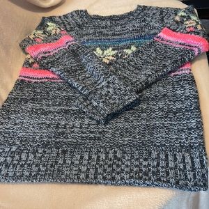 Used sweater size M